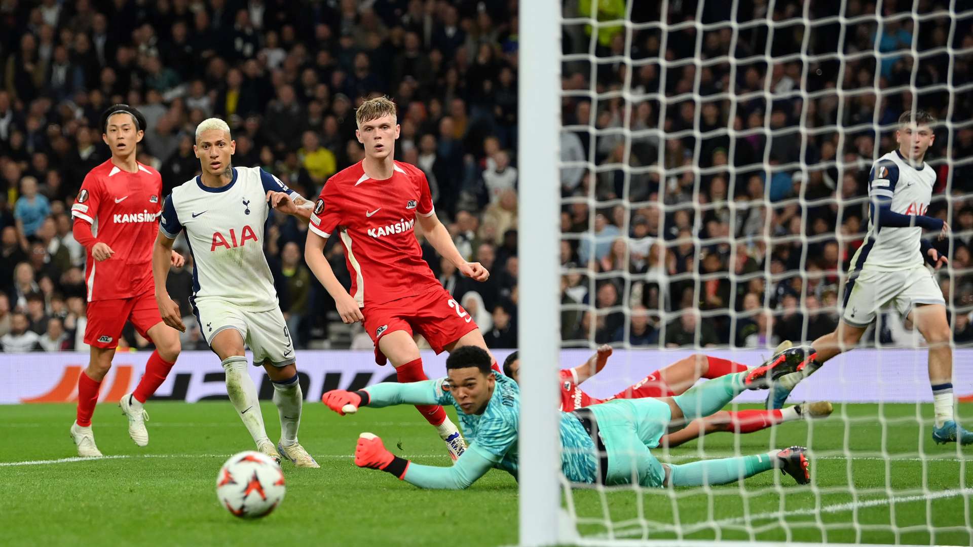 更是在每一 更是在每一